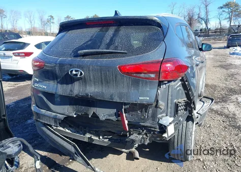 2019 Hyundai Tucson Value z USA, uszkodzony, nr VIN KM8J3CA47KU058435